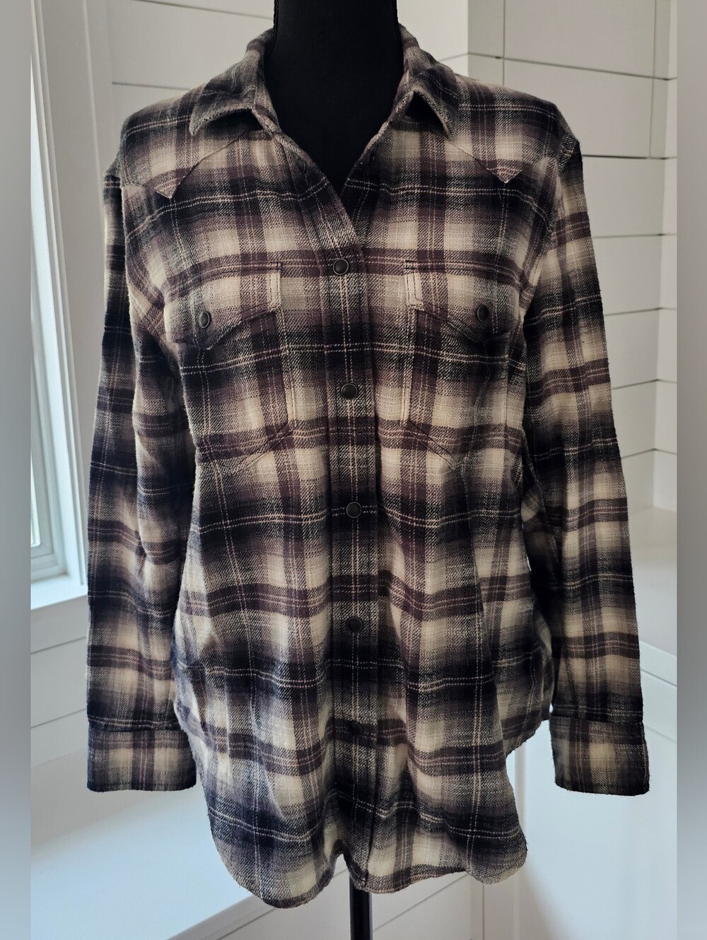 American Eagle Plaid Flannel Shirt in Black, Cream & Pink
